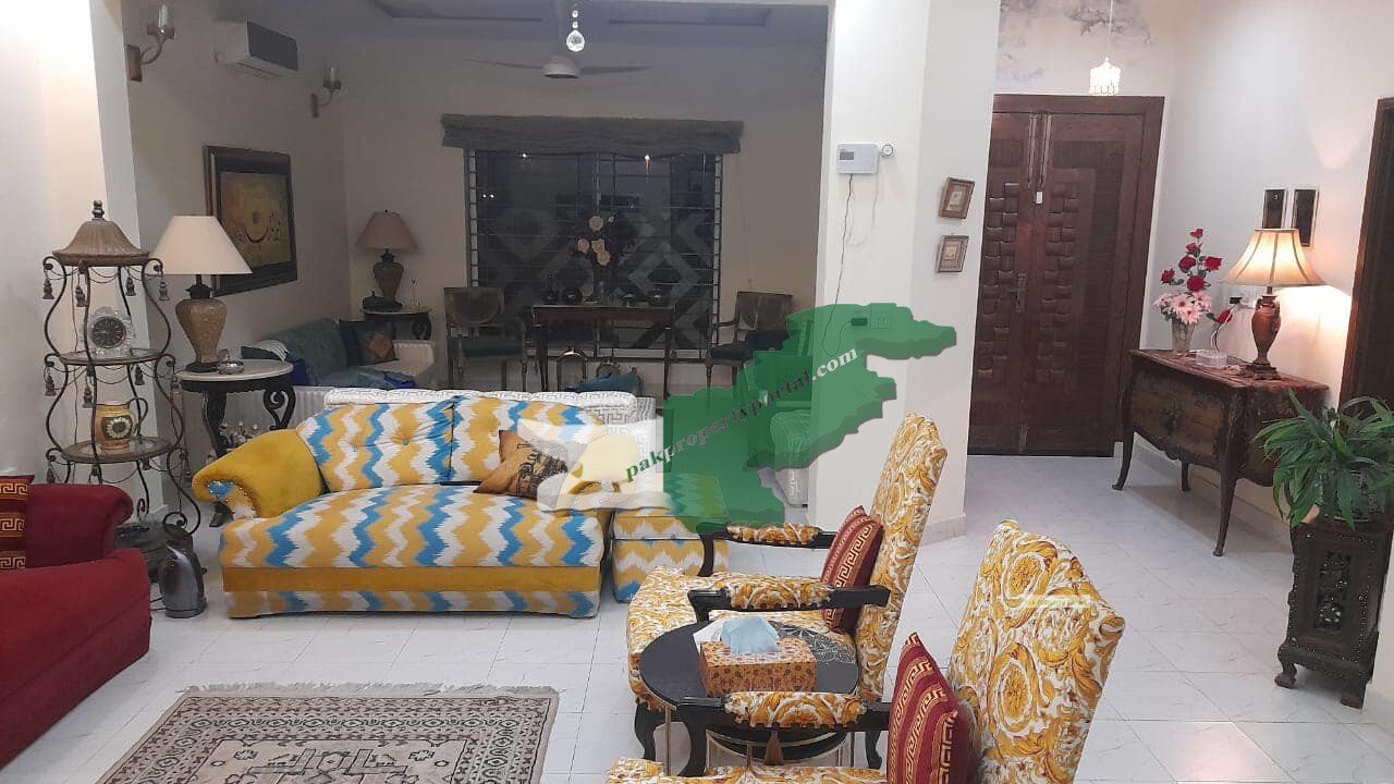 10 Marla  House Fo Sale  Bahria Town Lahore