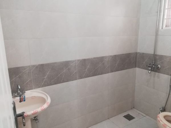 5-Marla Upper Portion For Rent In Dream Gardens Phase 1 Defence Road Lahore