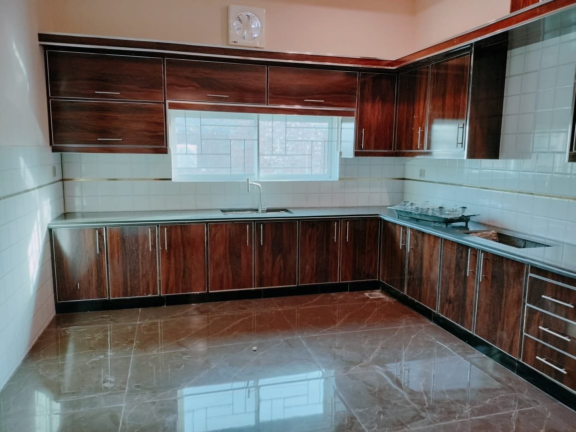 1 Kanal luxury bungalow for sale in Nasheman e Iqbal phase 2 Lahore