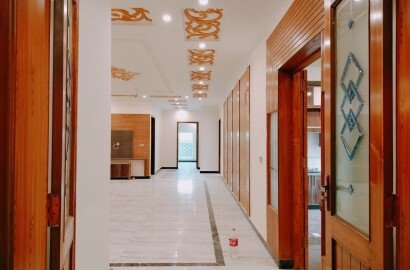 1 Kanal luxury bungalow for sale in Nasheman e Iqbal phase 2 Lahore