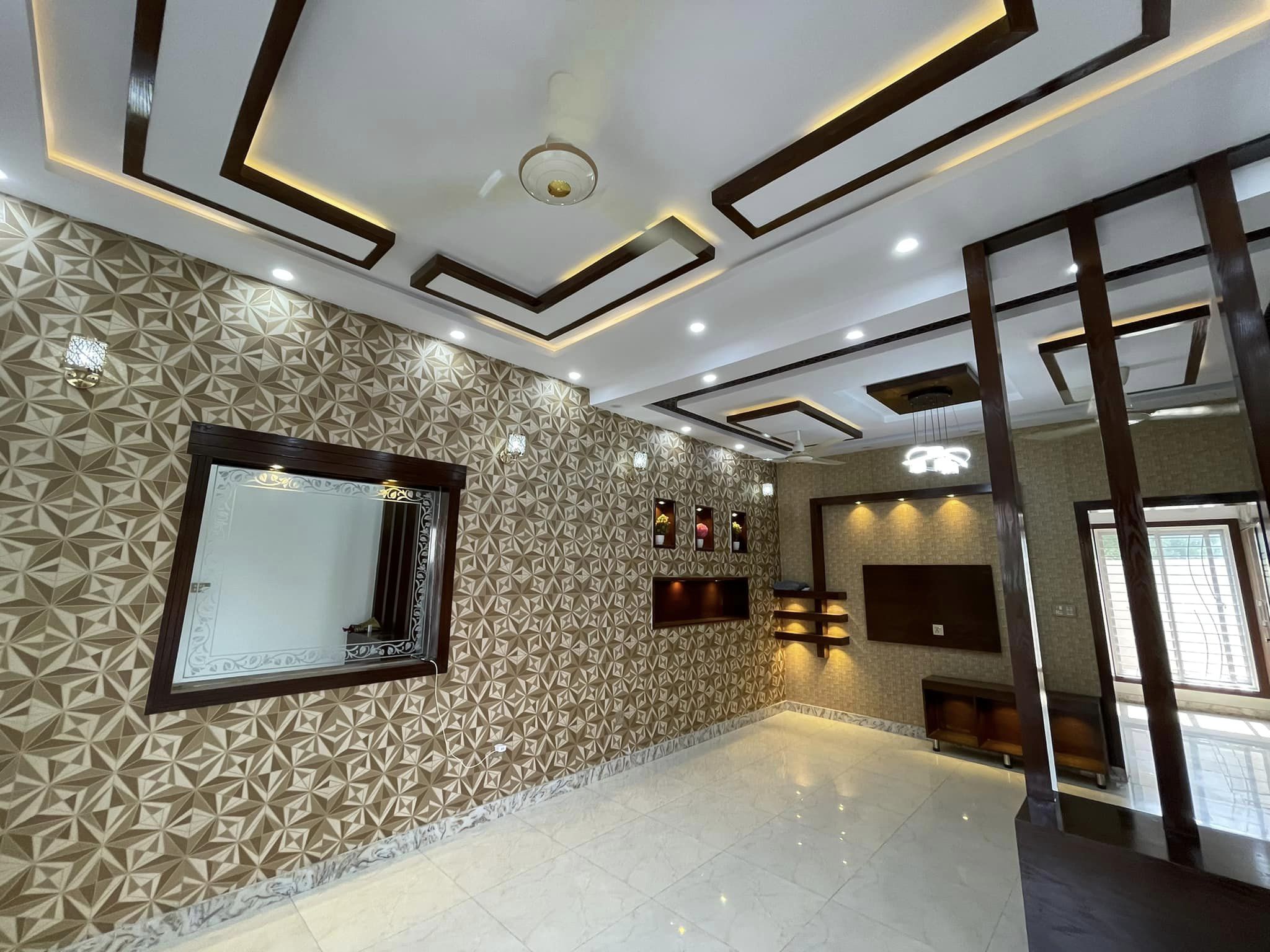 5 Marla brand new house for Sale in Bahria town Lahore