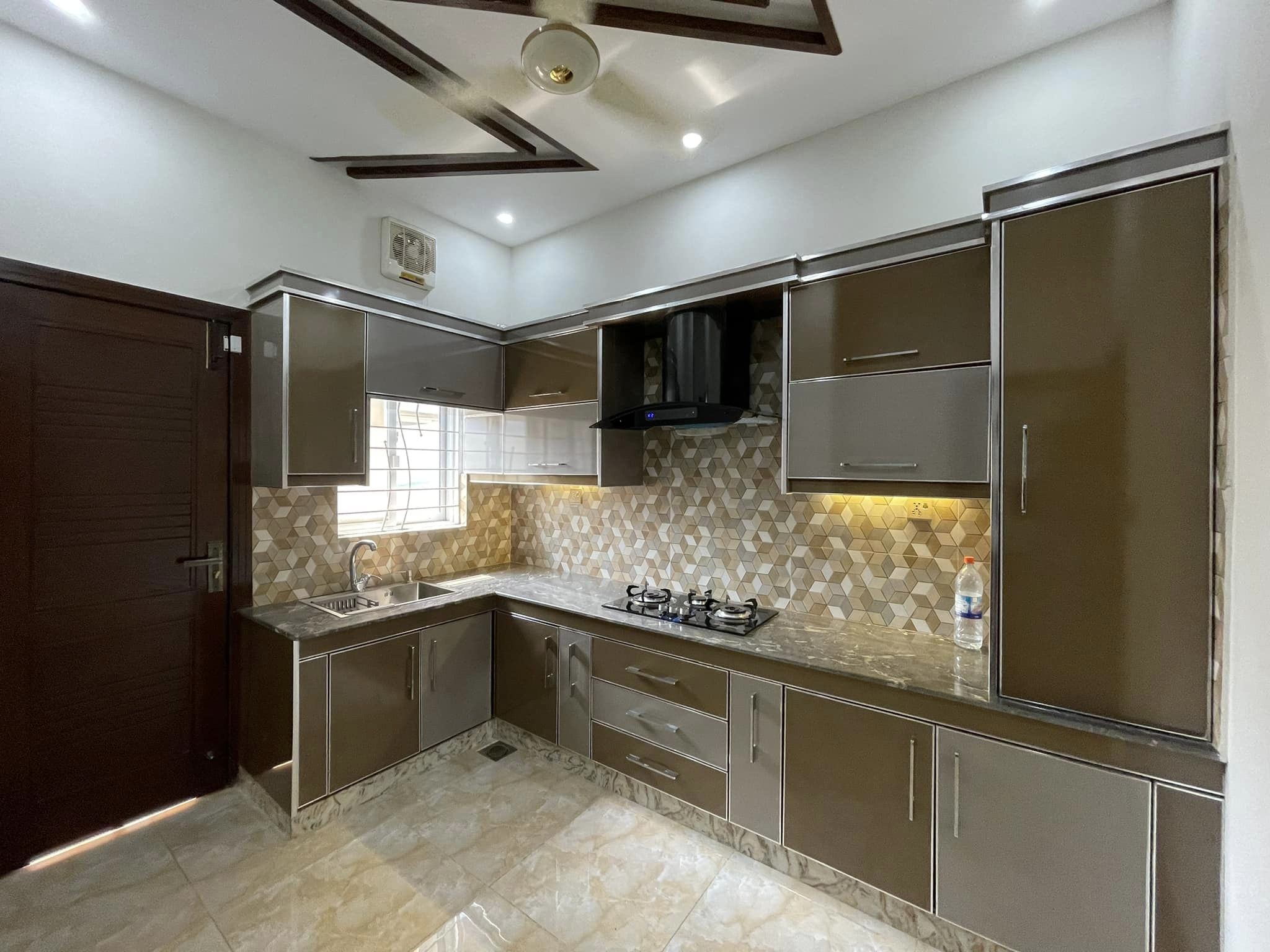 5 Marla brand new house for Sale in Bahria town Lahore