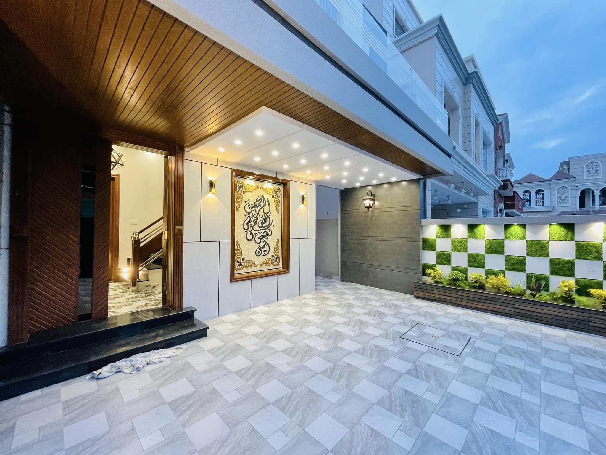 10 Marla brand new modern designed house for sale in Bahria town Lahore