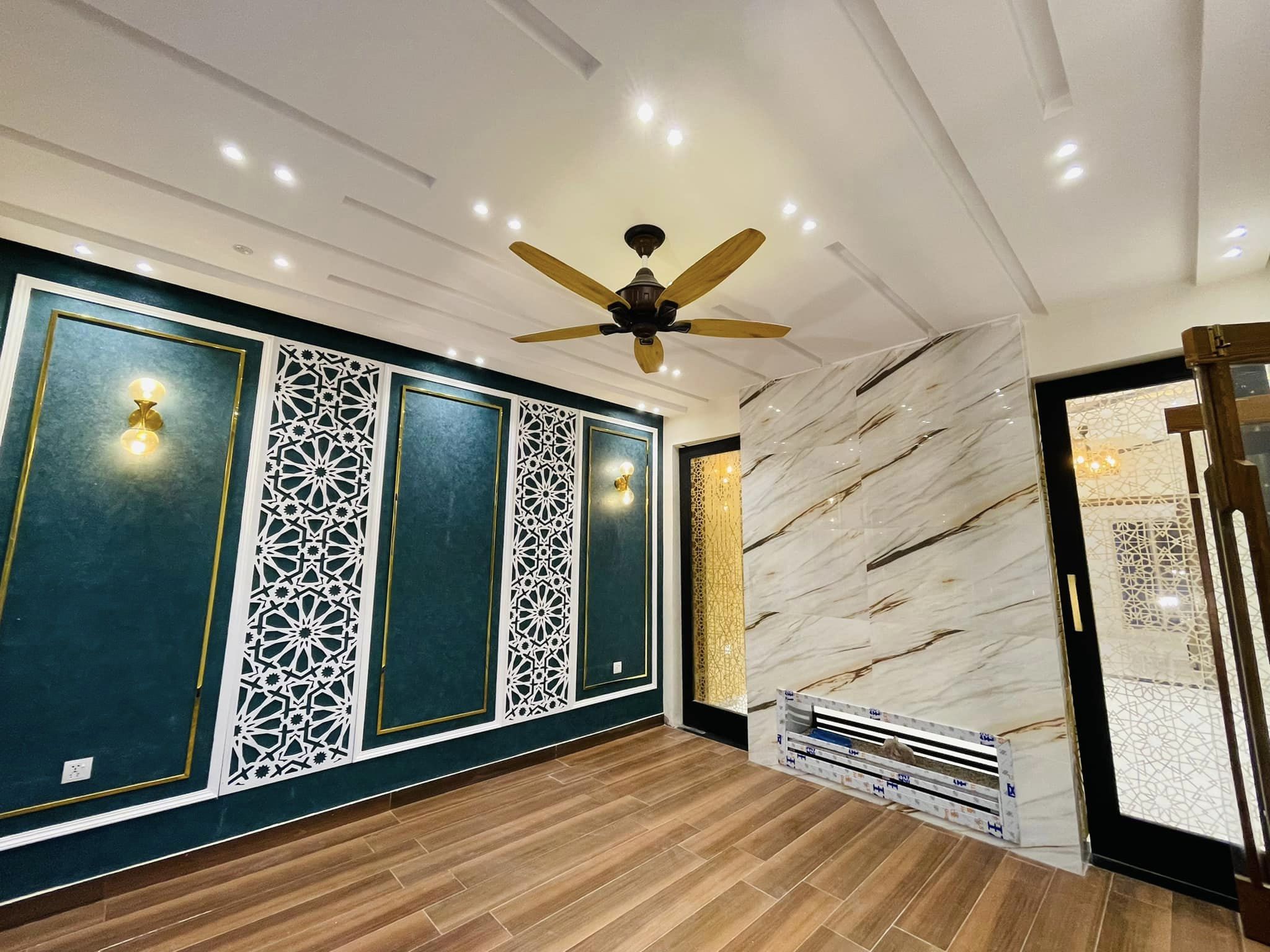 10 Marla brand new modern designed house for sale in Bahria town Lahore