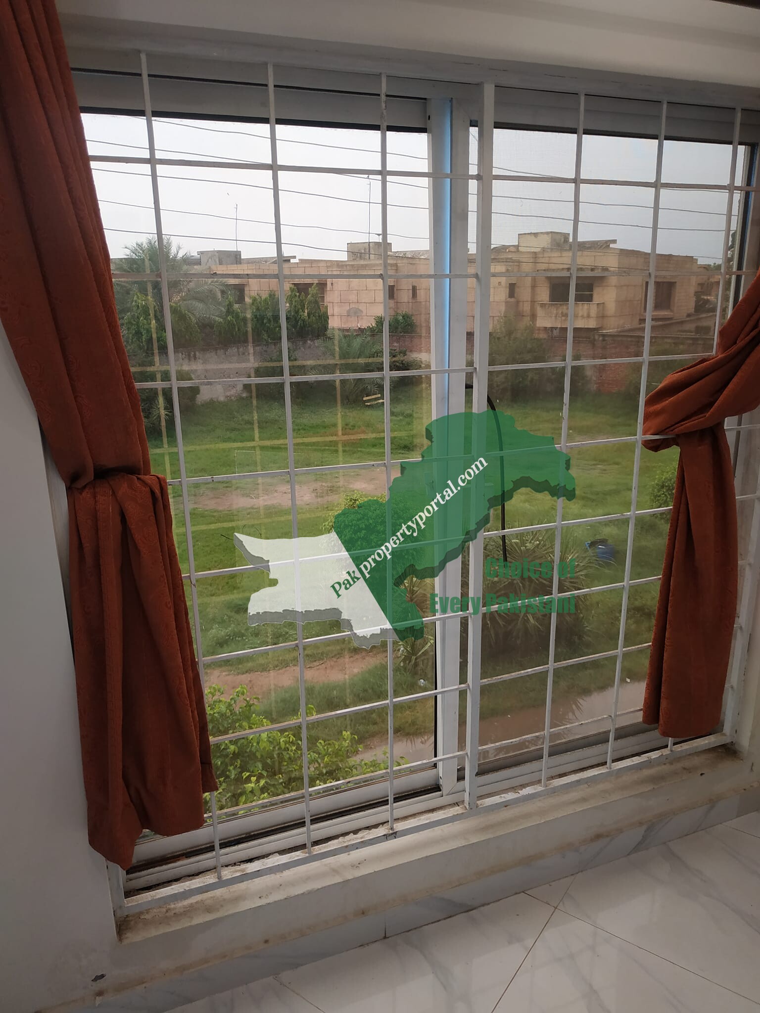 3.25 Marla stylish house ultra modern for sale in canal garden near bahria town Lahore