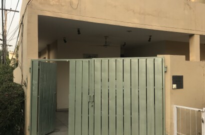 10 Marla Corner House for Sale in Jauhar Town