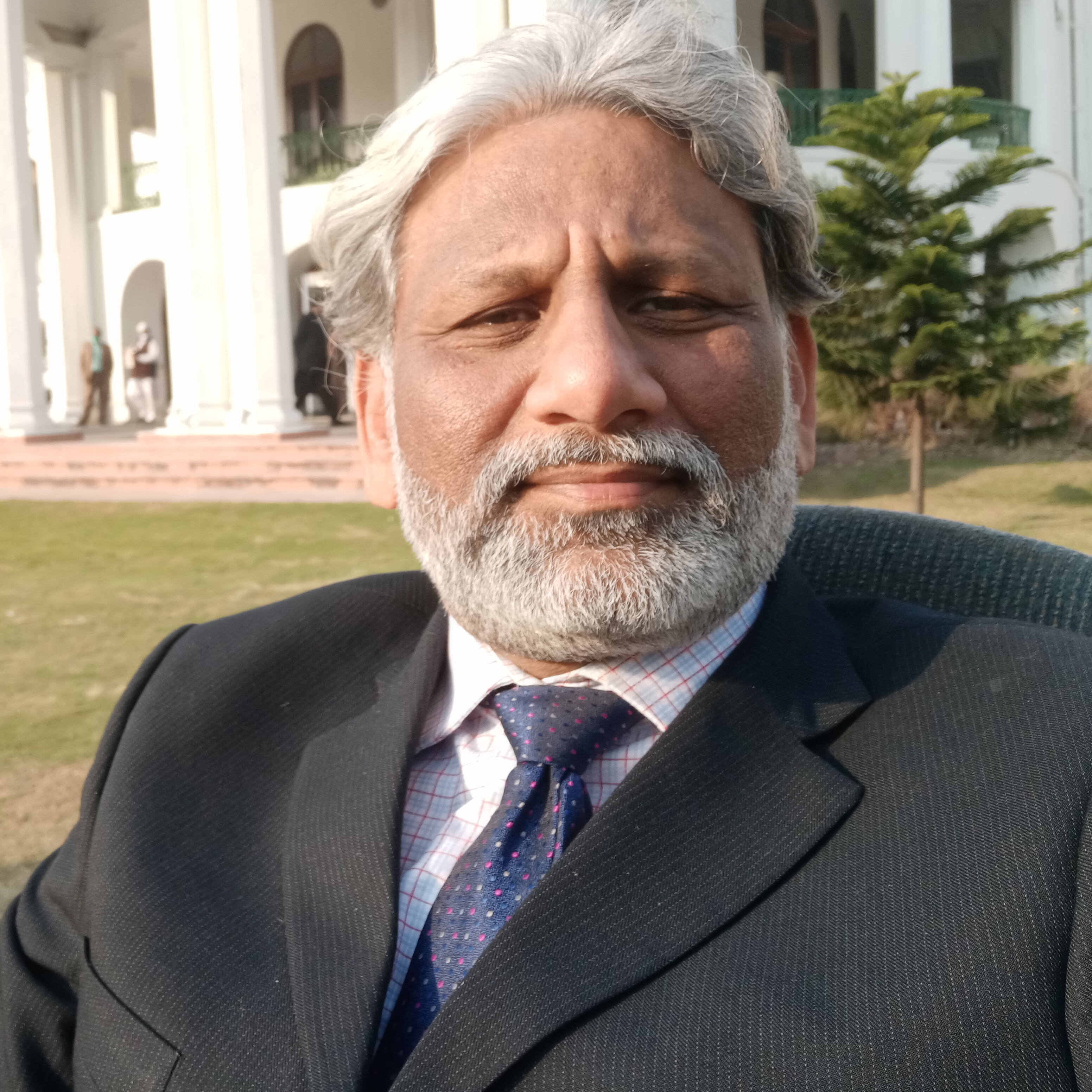 M. Moazzam Gulzeb