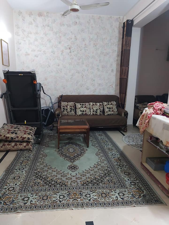 5 Marla Tripal Story House for sale in wapda town phase 1 G4 block Lahore