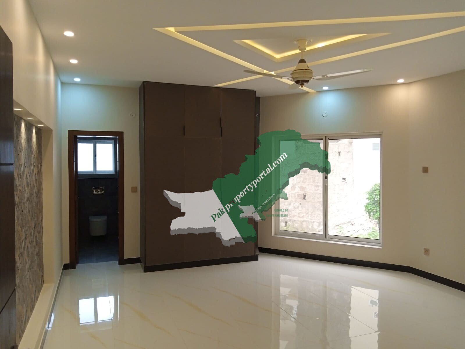 24.5 Marla with 90 feet front double unit House For sale in Phase 5 bahria town Islamabad