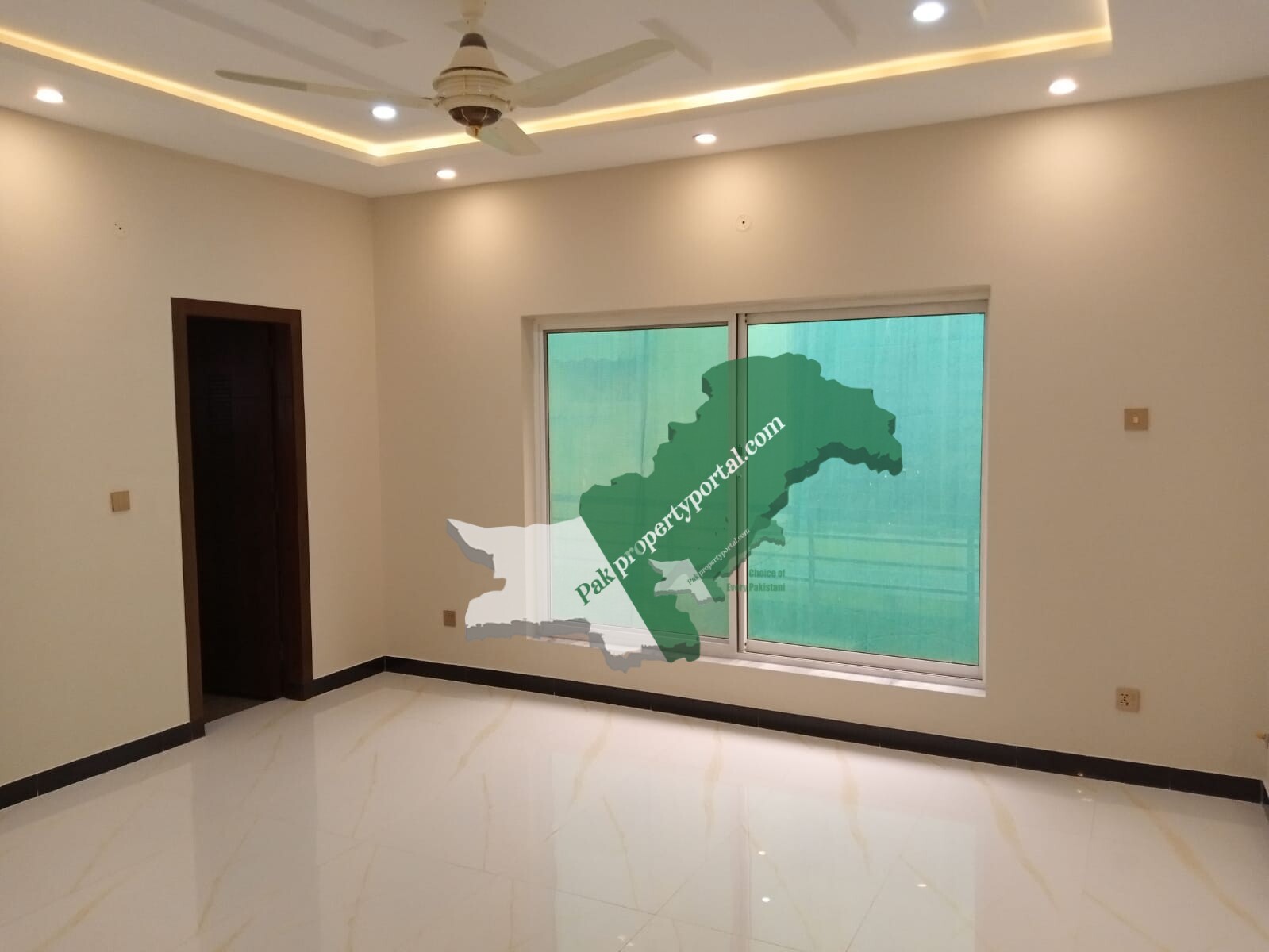 24.5 Marla with 90 feet front double unit House For sale in Phase 5 bahria town Islamabad