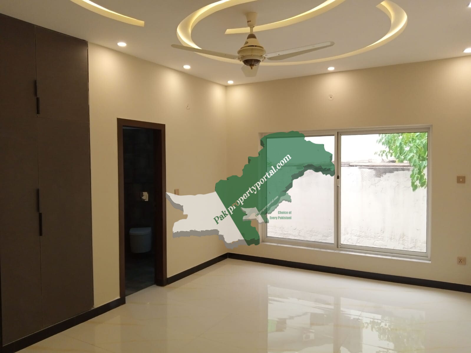 24.5 Marla with 90 feet front double unit House For sale in Phase 5 bahria town Islamabad