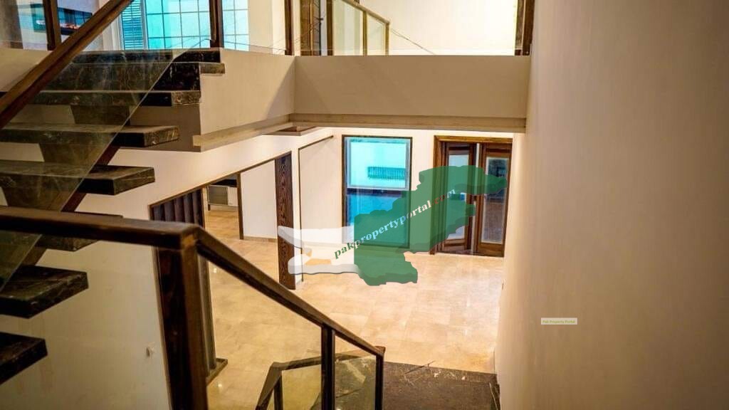one Kanal house for sale in DHA lahore Phase 6