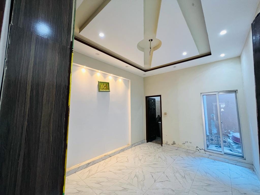 5 Marla single story house for sale in Hamza Town Phase 2 Lahore