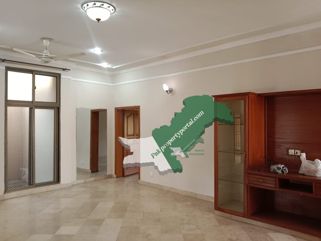 1 kanal first floor available for rent in PCSIR 2 near Shouket khanum and UCP Lahore