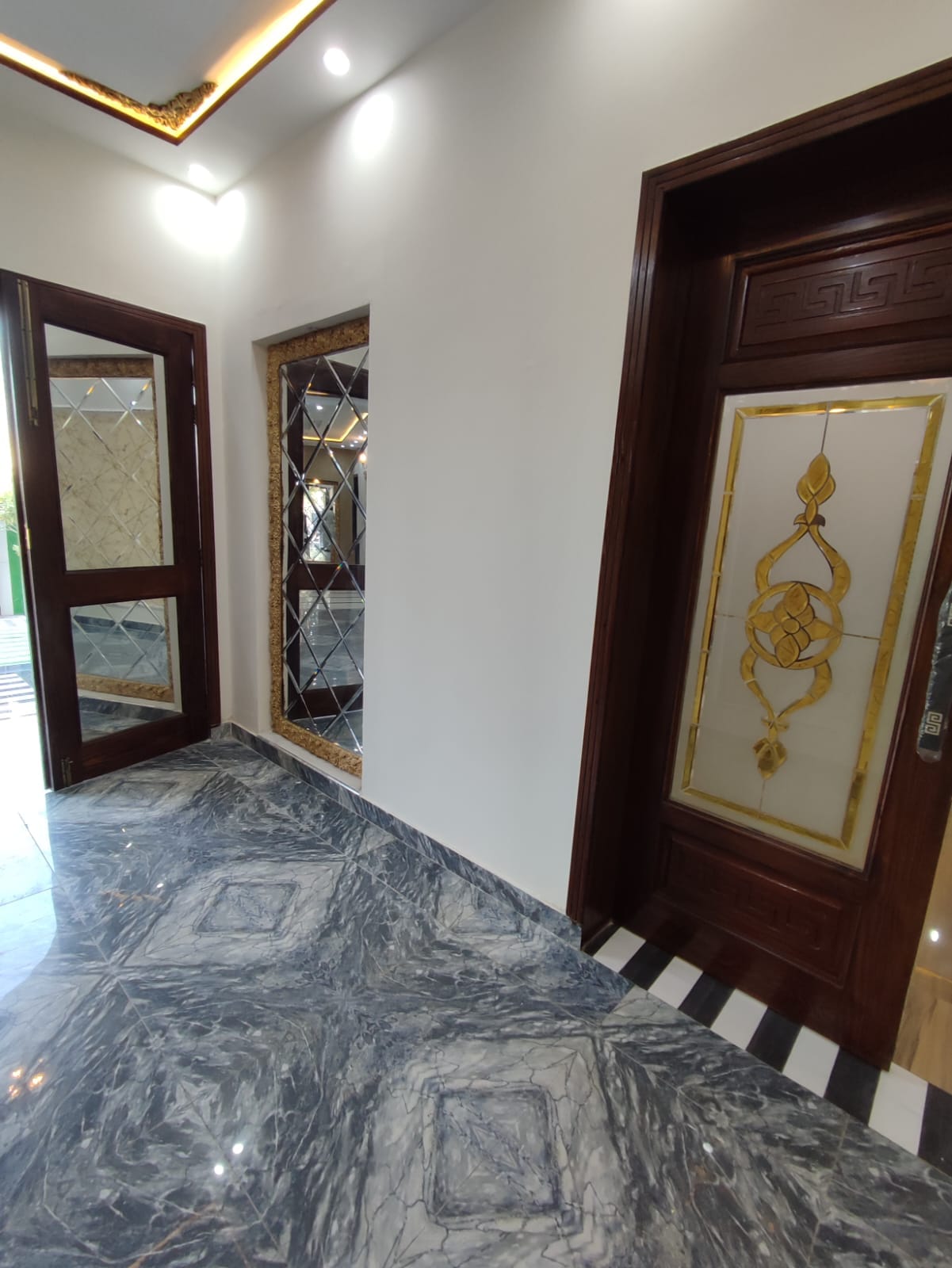 1 kanal brand new Spanish House for sale in A1 block Wapda town Lahore