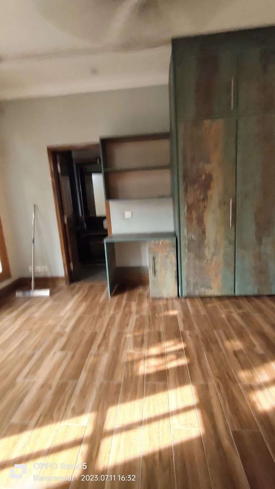 6 Marla is just like brand new first floor available for rent near UCP and Shaukat Khanum hospital in Lahore