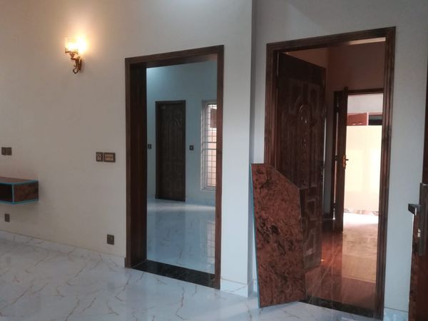 5 Marla Like brand new house Available for rent in Dream Avenue Housing society Lahore