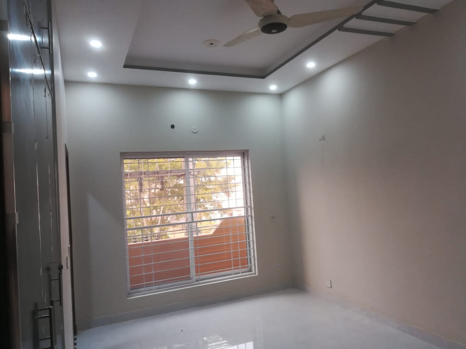 5 Marla Like brand new house Available for rent in Dream Avenue Housing society Lahore