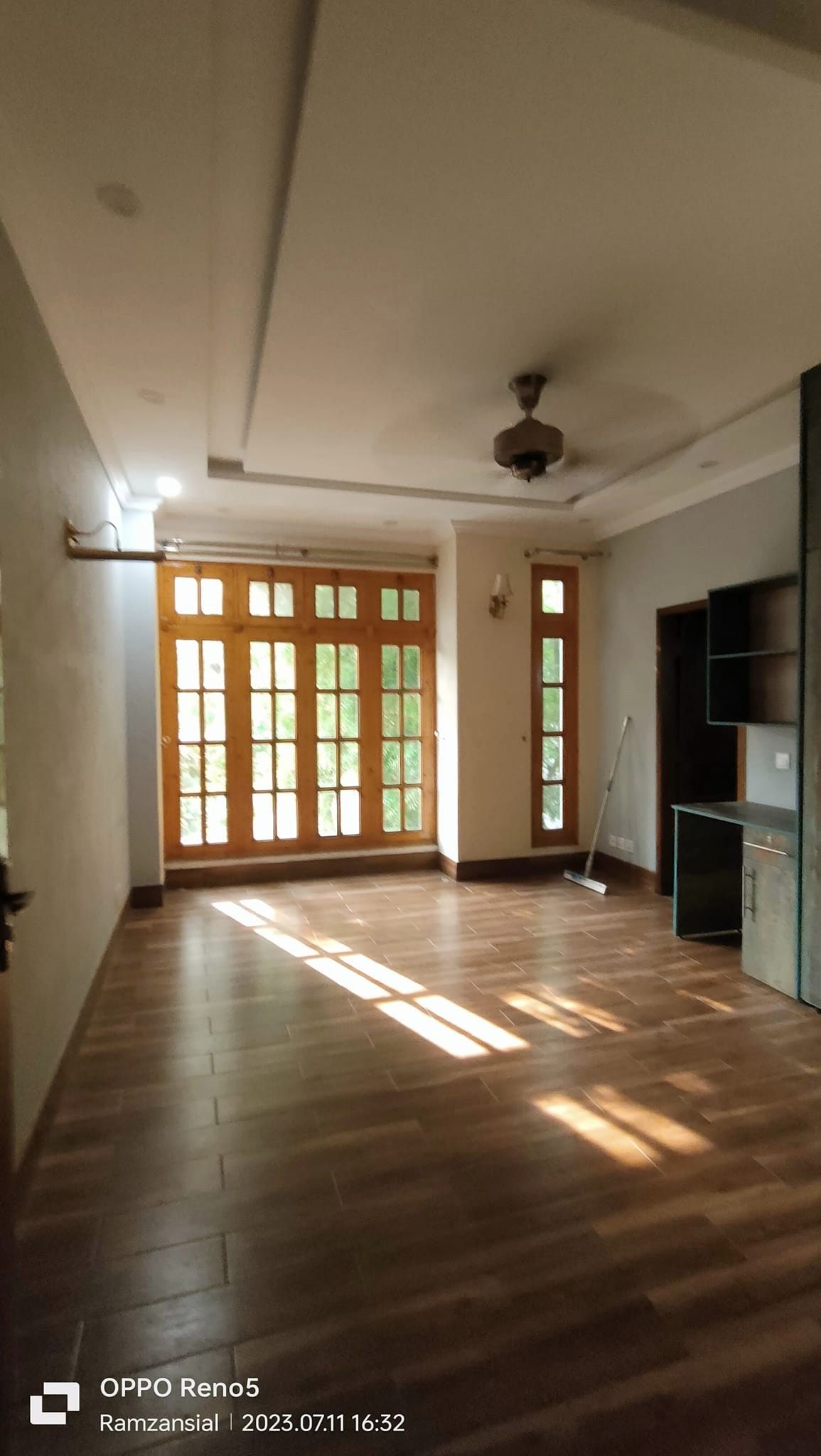 6 Marla is just like brand new first floor available for rent near UCP and Shaukat Khanum hospital in Lahore
