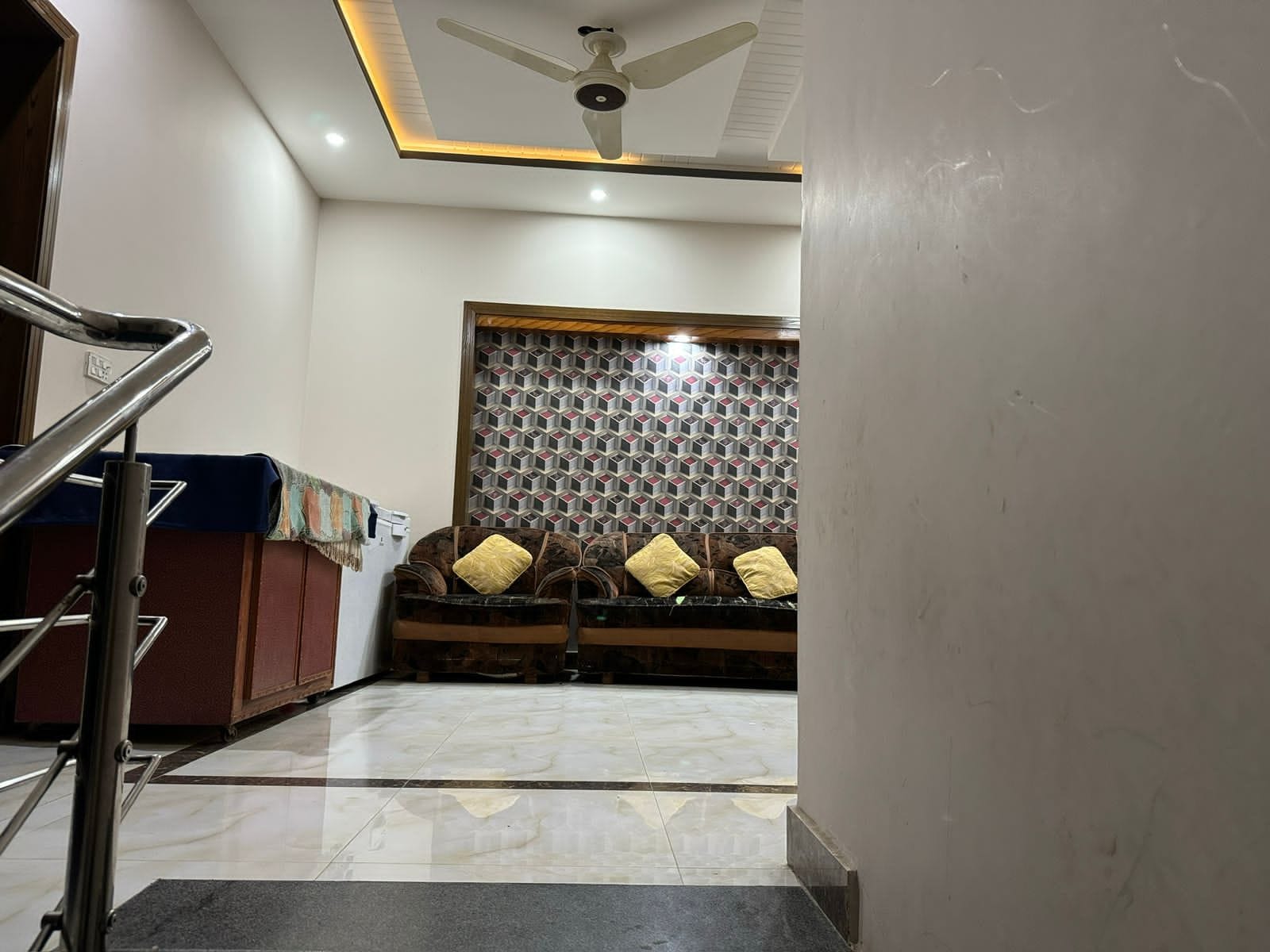 10 Marla used house for sale in phase 7 Bahria town Islamabad
