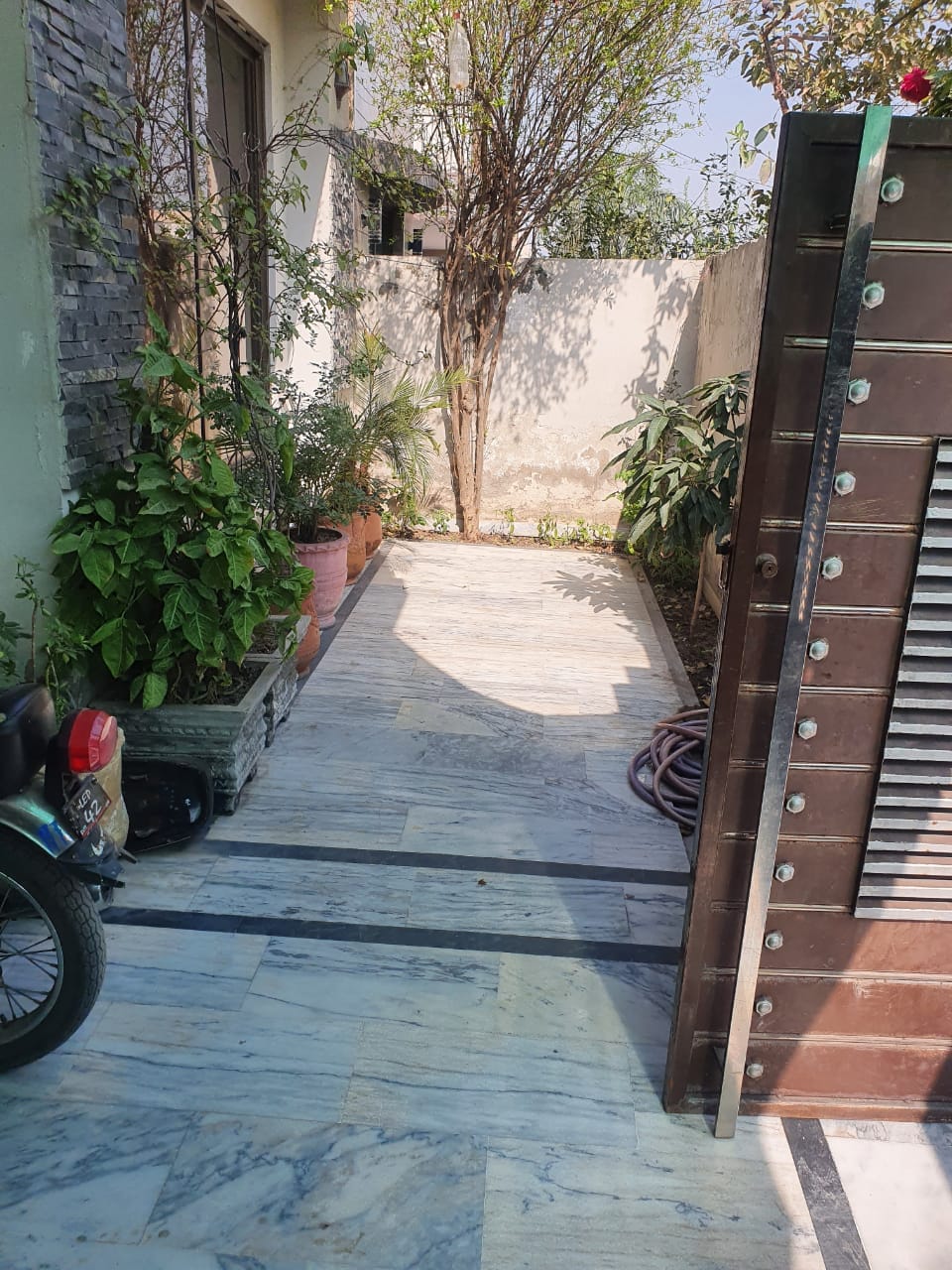 10 Marla Used House for Sale  NFC Society ph1 near Wapda Town Lahore