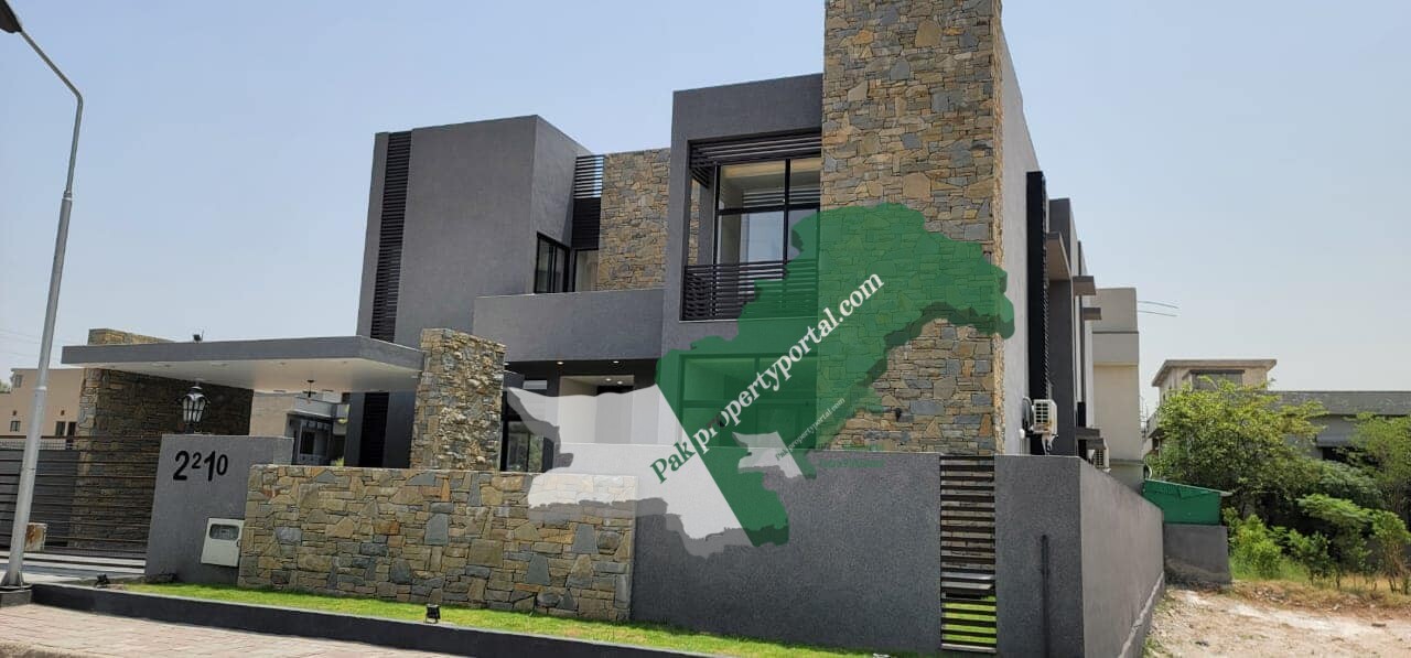 20 marla designer Villa  is now available for sale in  Bahria Town phase 3 Rawalpindi