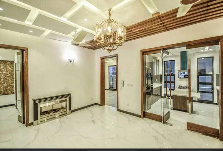 7 Marla Top Notching Villa for Sale in DHA Lahore