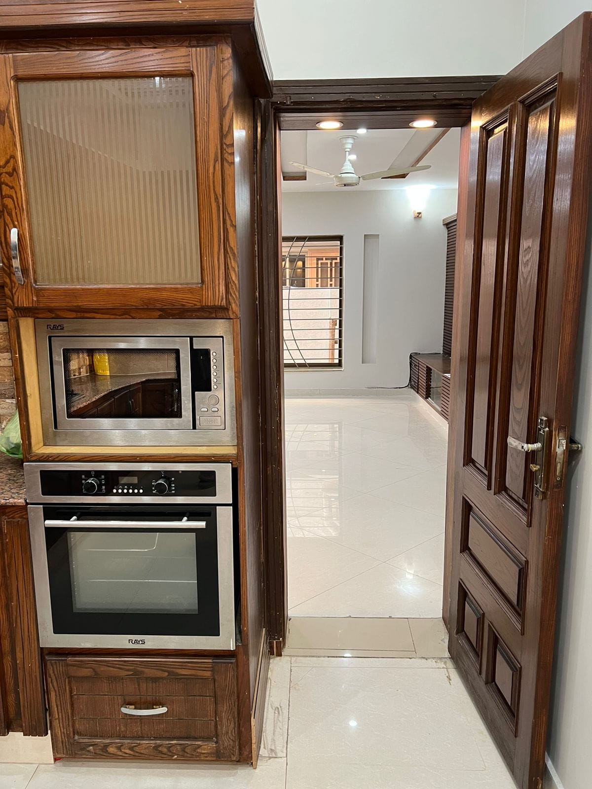 One Kanal luxury Corner used the house for sale  In Prime location Bahria Town phase Rawalpindi