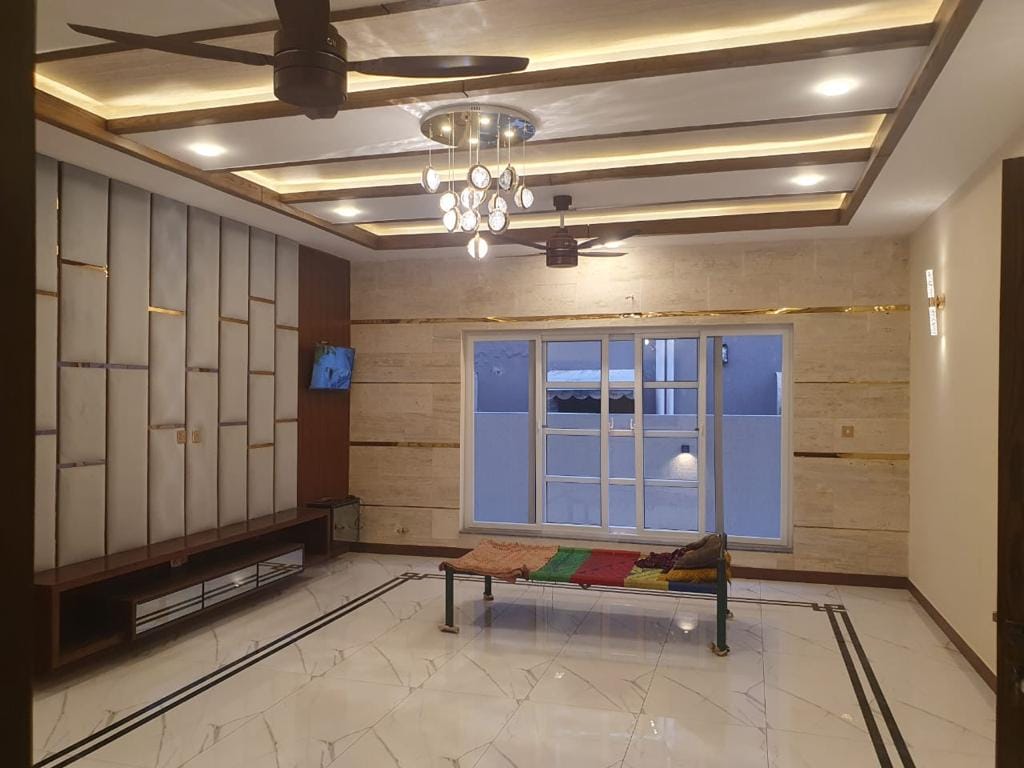 1 Kanal house for sale  House For Sale Very a Prime location of Bahria Town Rawalpindi