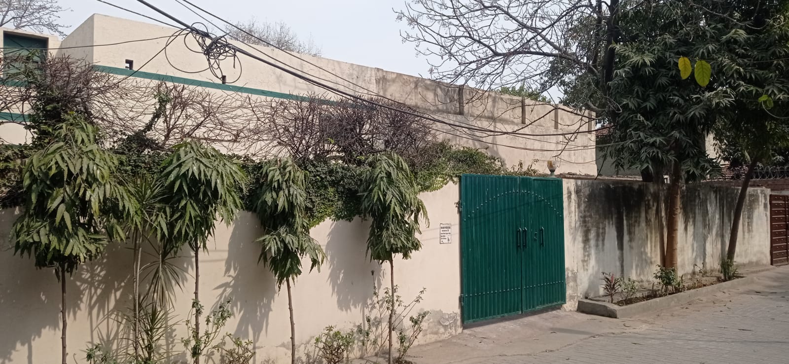 13 Marla single story house for sale in Mian Mir Sports Complex St Upper Mall Scheme Lahore