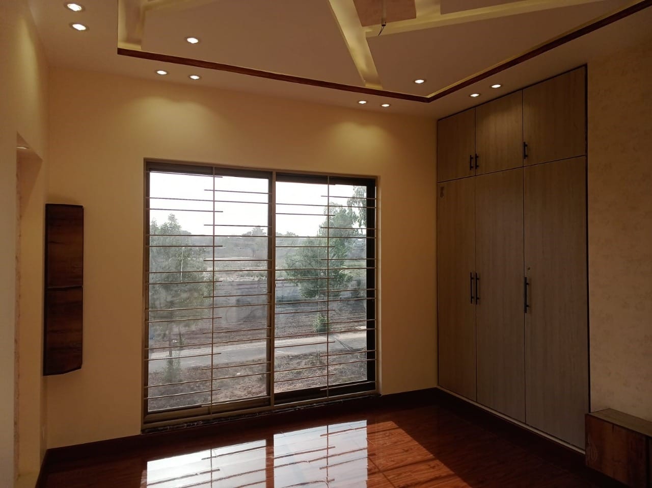 5 marla house for sale in DHA Leader Lahore