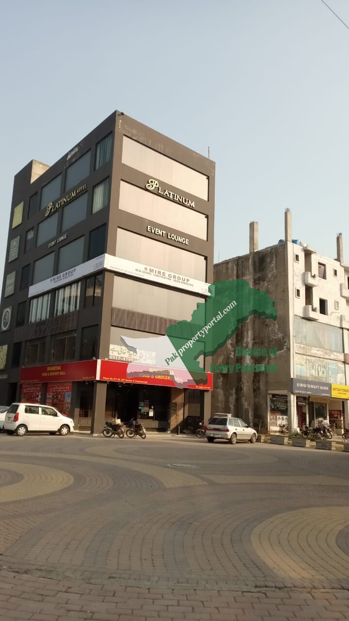 8 Marla Plaza for Sale in Bahria Town Lahore