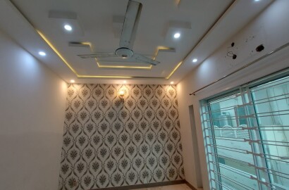 Brand New 5 Marla Triple Story House At Block G2 Wapda Town Lahore