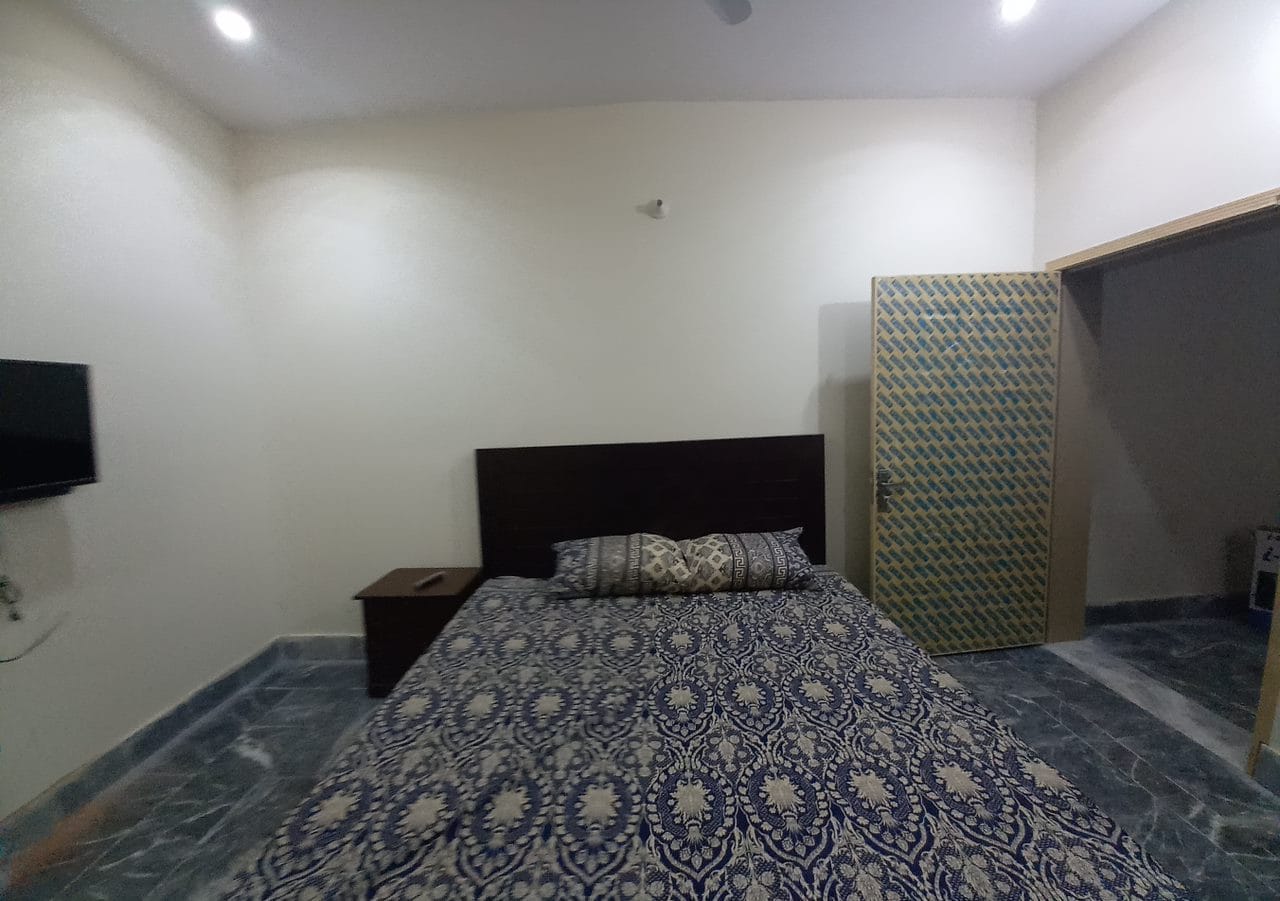 5 Marla Full Furnished Ground Portion For Rent  Near Shaukat Khanum UCP Lahore