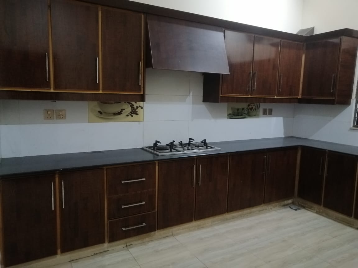 1 Kanal  Upper Portion for rent in Near Shaukat Khanum UCP Lahore