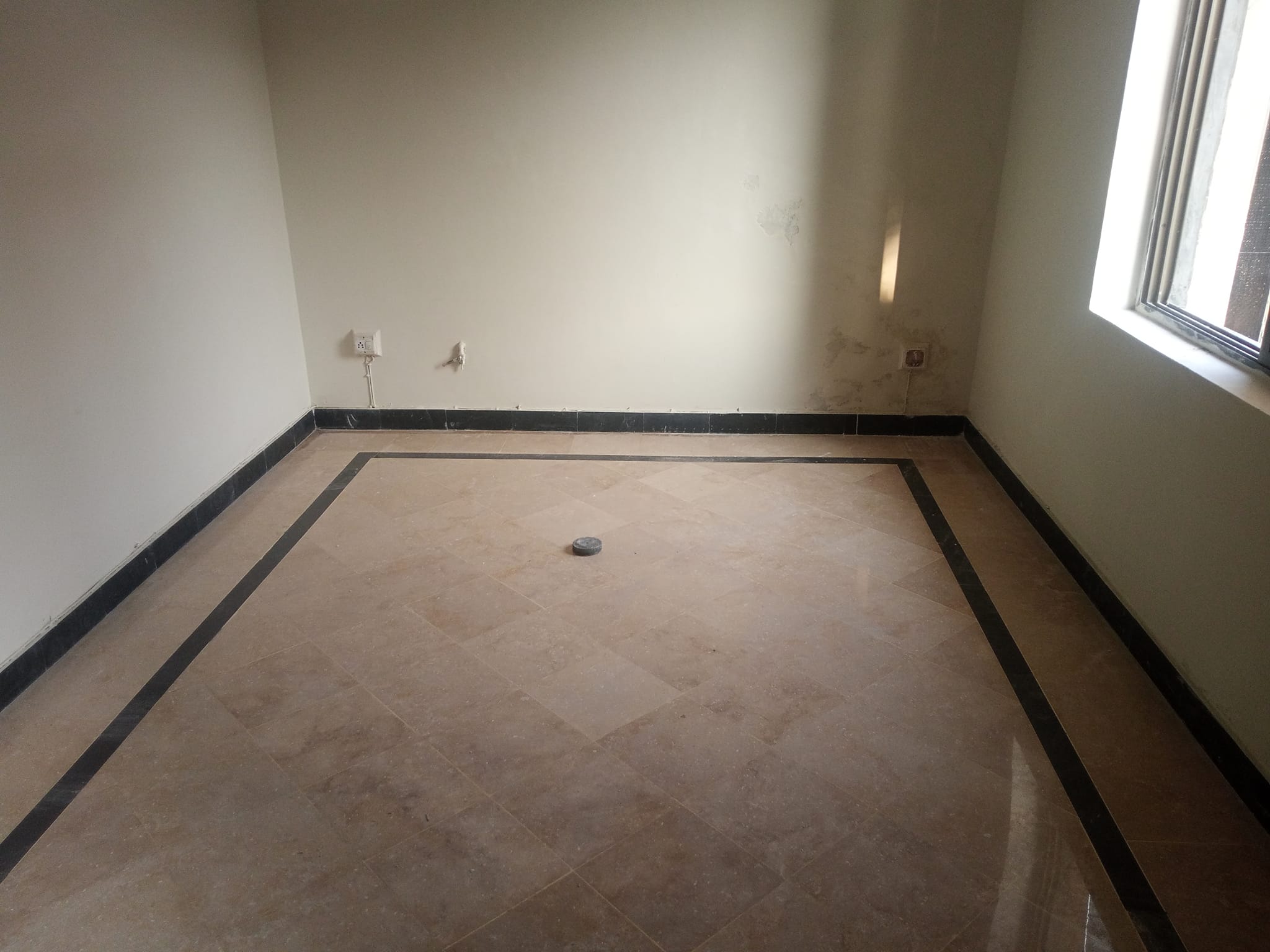 5 Marla Beautiful upper portion Available for Rent in G-11 Islamabad