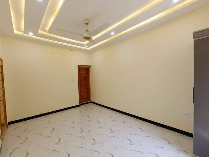 8 Marla Luxury  New house Available for Rent in G-11 Islamabad