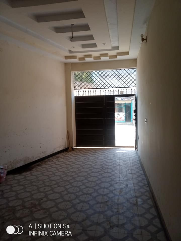 5.5 Marla Flat For Rent in Main Badshahi Road Near Shadman Colony Gujrat