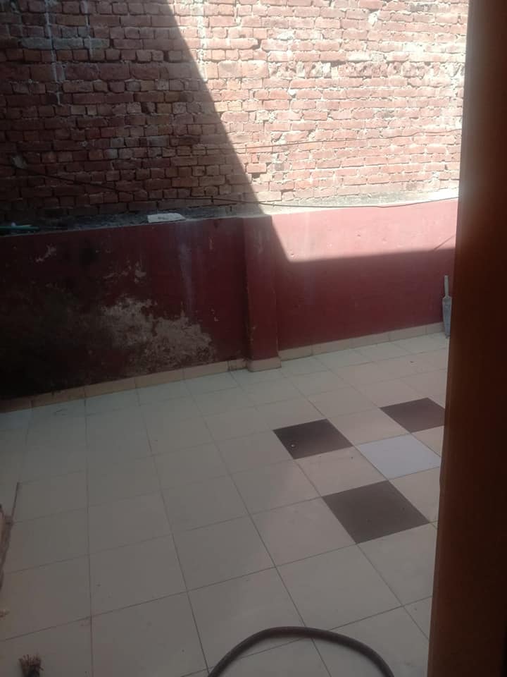 5 Marla 1st Floor Portion For Rent in Shadman Colony Gujrat