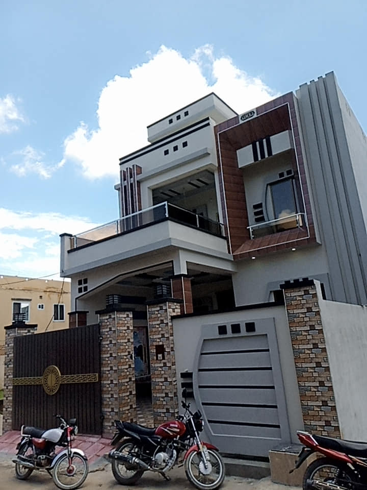 7.5 Marla Luxury Brend New Double Story House For Sale in New Model Town Bhimbhar Road Gujrat