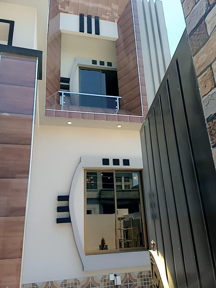 7.5 Marla Luxury Brend New Double Story House For Sale in New Model Town Bhimbhar Road Gujrat