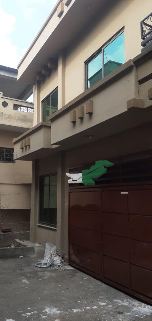 5 Marla 1.5 Storey house for sale istrige colony near Musarat lauges hall high court road Rawalpindi