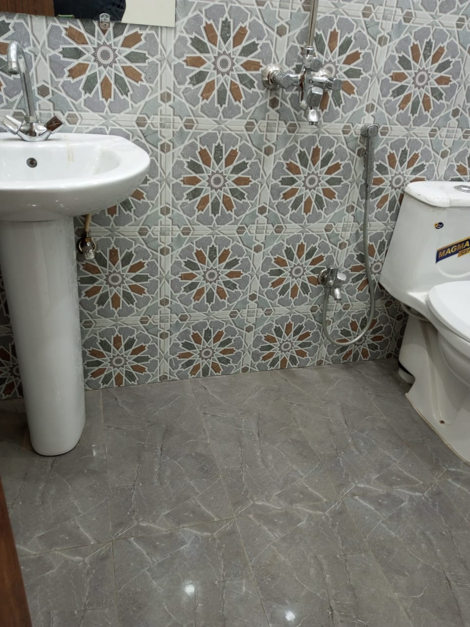3.5 Marla House for sale in Allama Iqbal town Lahore