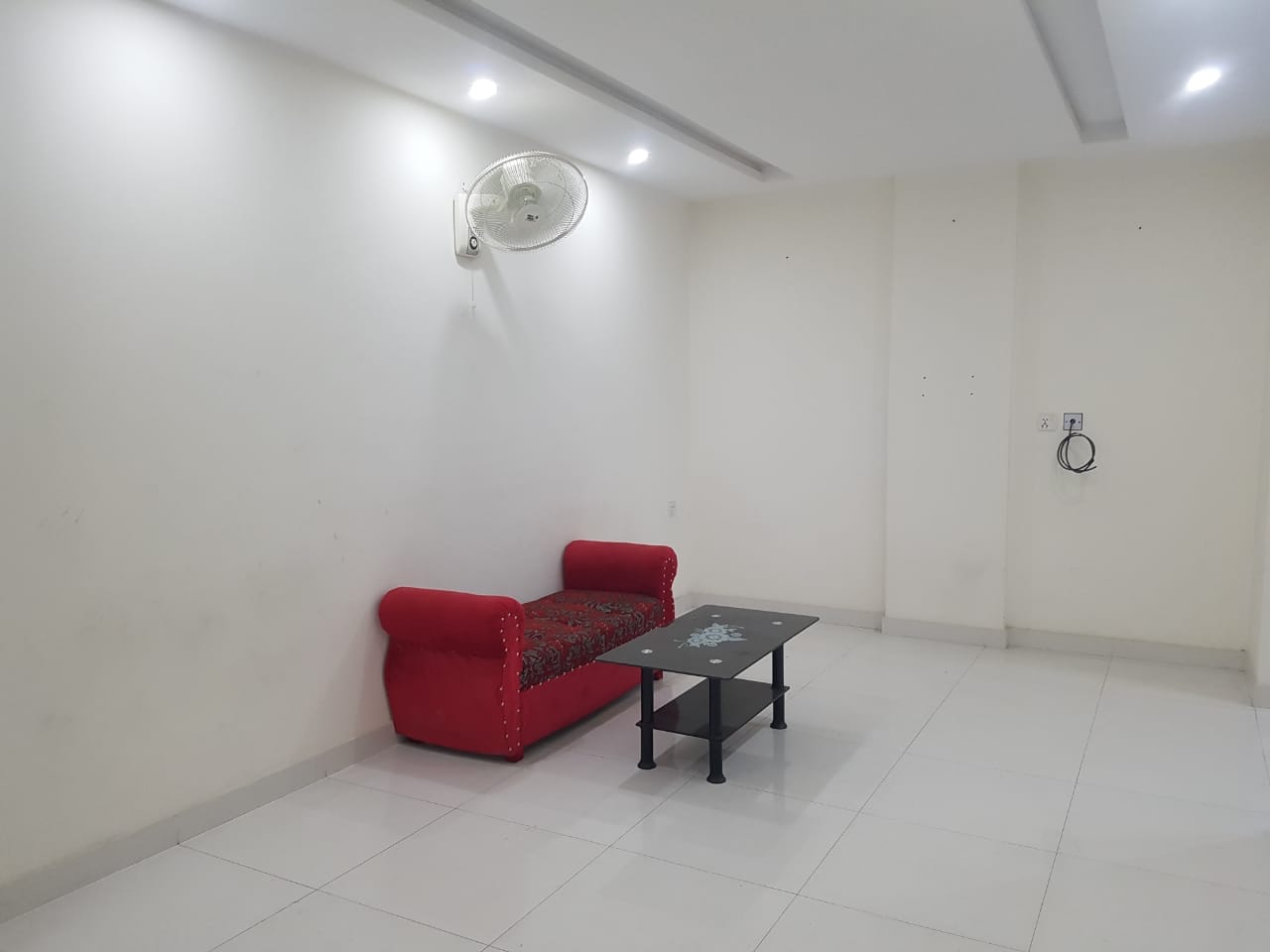 1 Bed Room Semi Furnished Apartment for Rent Bahria town Lahore