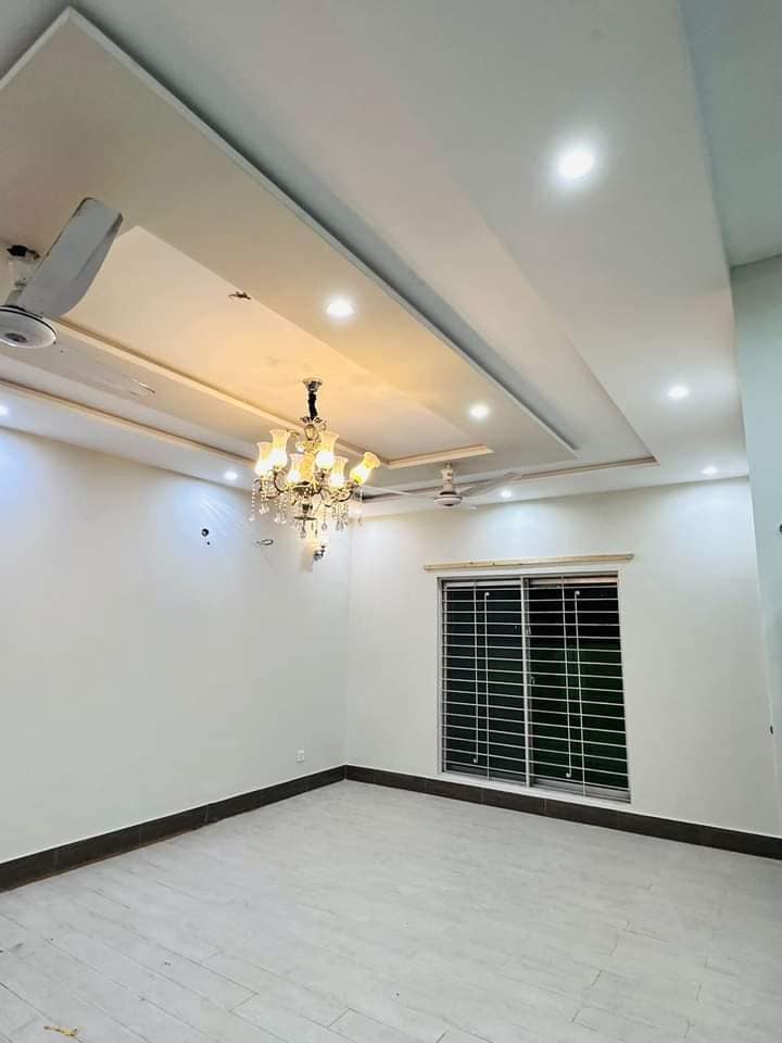 5 Marla House for Rent Bahria town Lahore