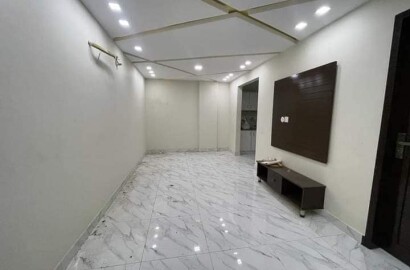 1 Bed Room Apartment Available For Rent in Bahria Town Lahore
