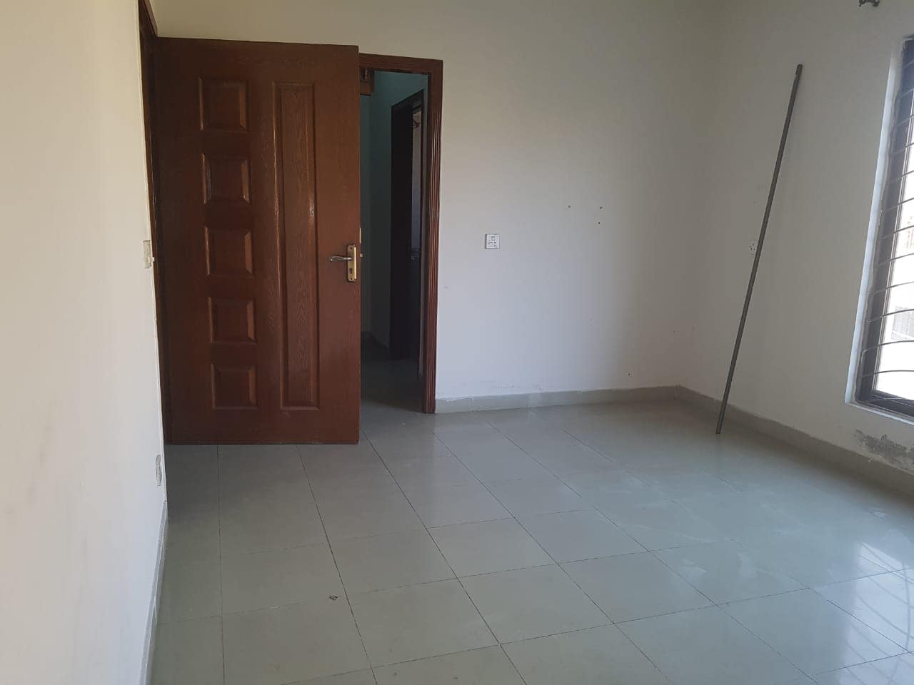 5 Marla House available for Rent in Bahria town Lahore