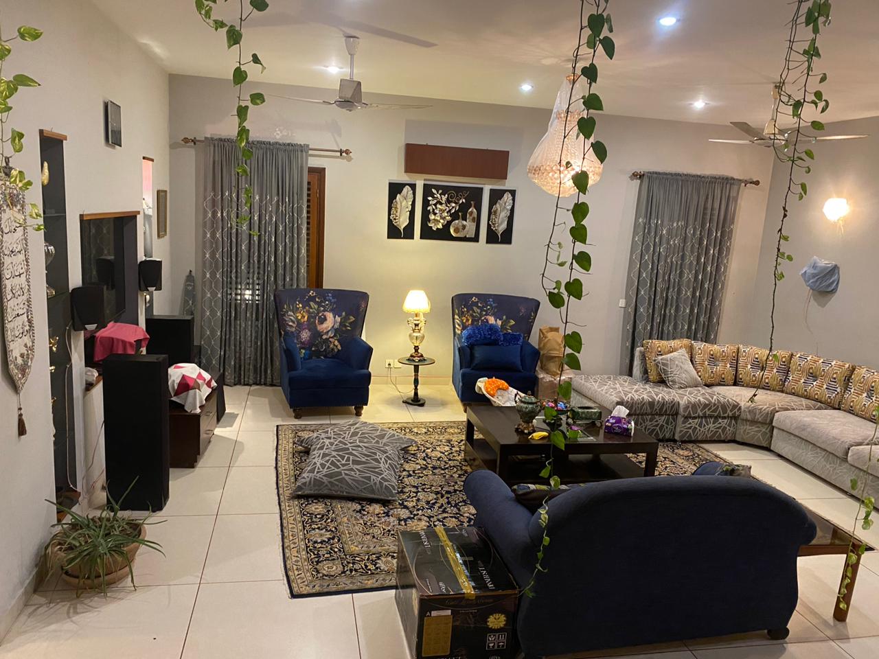 666-yard bungalow for sale in DHA Phase 8 Karachi