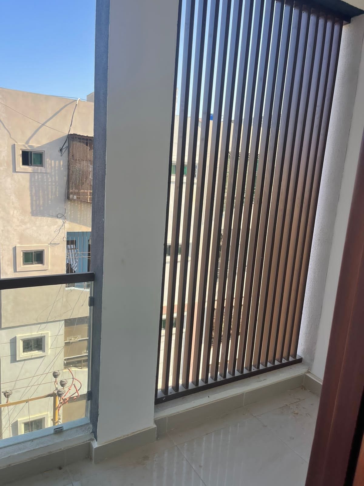 BRAND NEW APARTMENT FOR SALE in Nishat Commercial Karachi