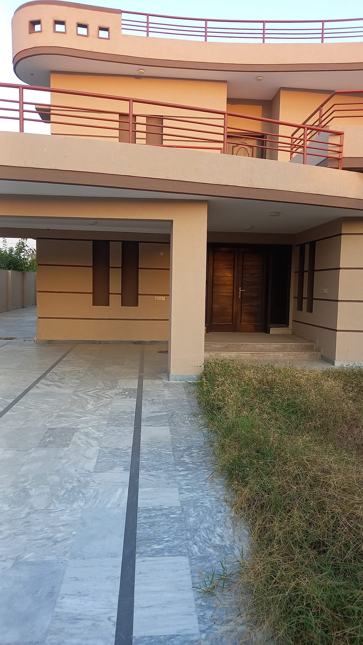 2 kanal house for rent in Defence Road KMC Lahore